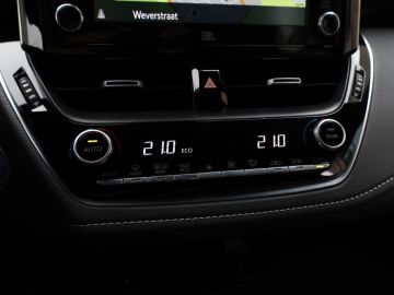 Toyota Corolla Touring Sports